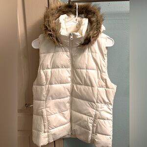 Bongo Light Cream puffer vest with faux fur-lined hood. Sz L
